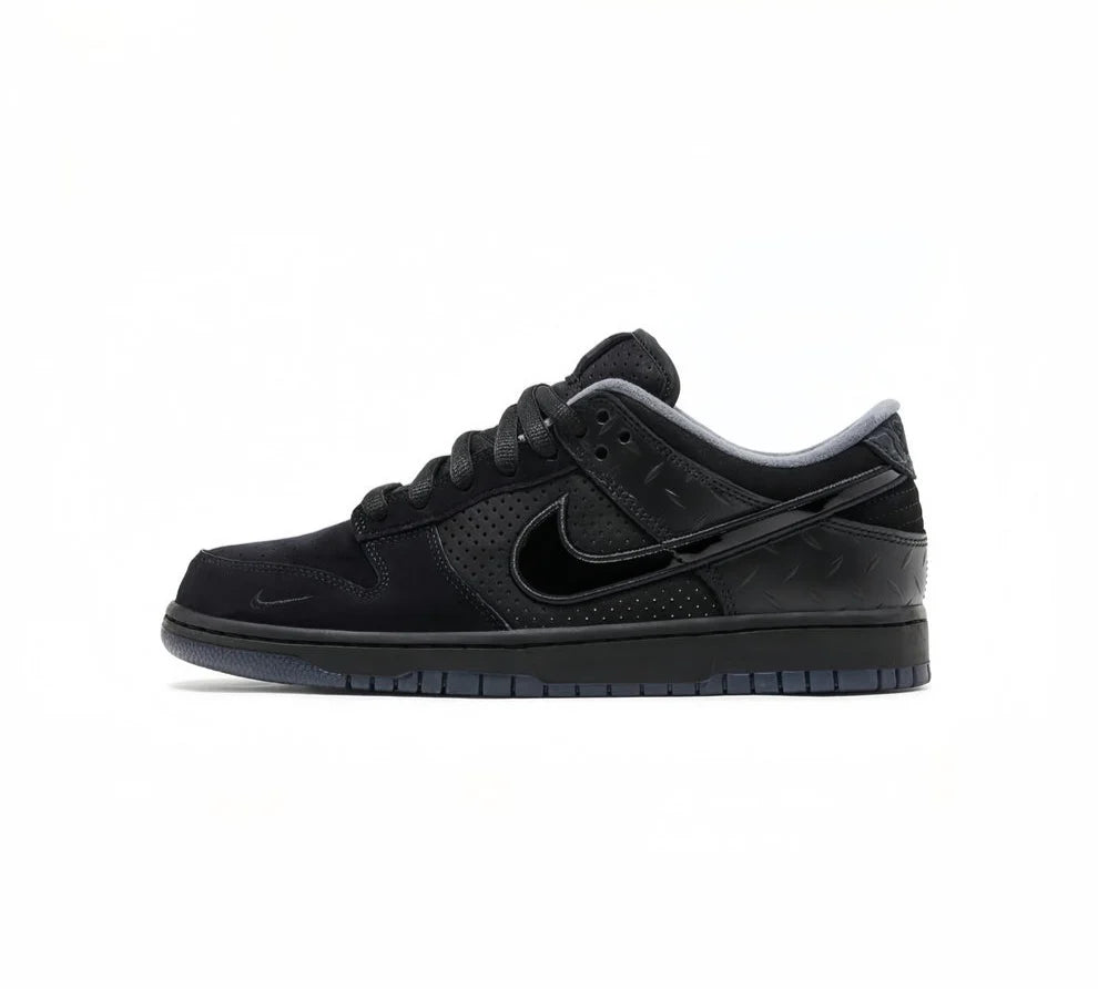 Duck Of the Feather x Nike Sb Dunk Low "Black University"