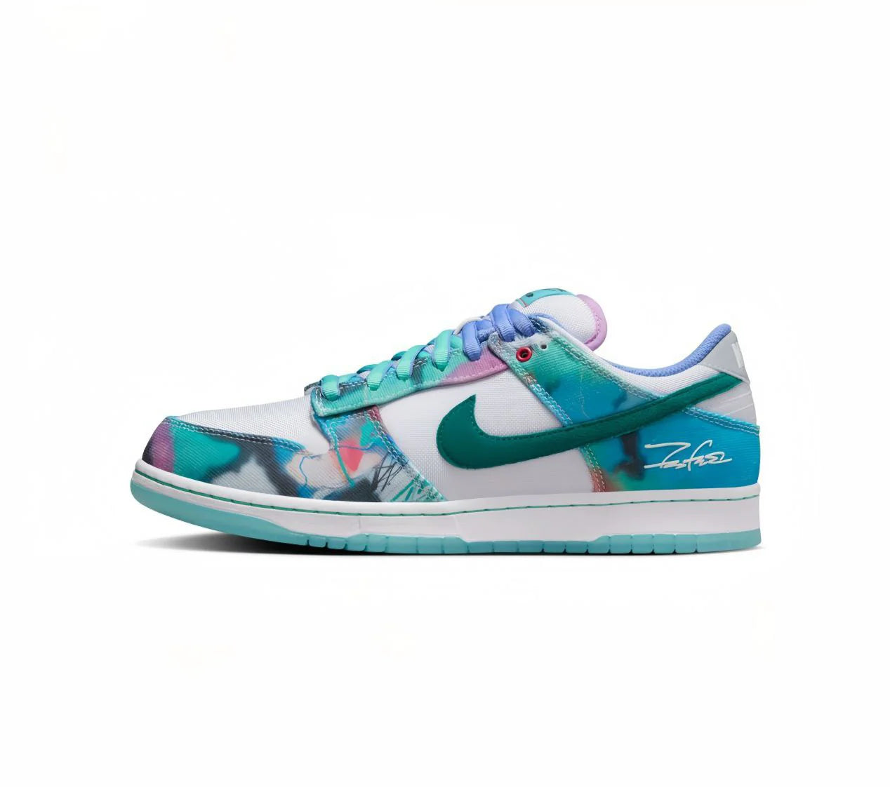 Futura Laboratories x Nike SB Dunk Low