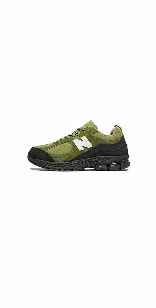 NEW BALANCE 2002R MOSS GREEN X BASEMENT